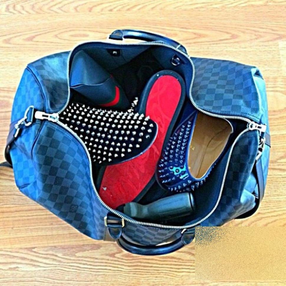 Alături de Paris Hilton se află cel mai PERICULOS om din ţară. Fotografiile de pe Instagram şi Facebook l-au dat de gol 242363