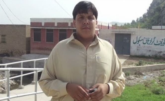 Un adolescent şi-a dat viaţa pentru a-şi salva colegii de şcoală. Povestea lui Aitizaz Hasan, noul erou al Pakistanului