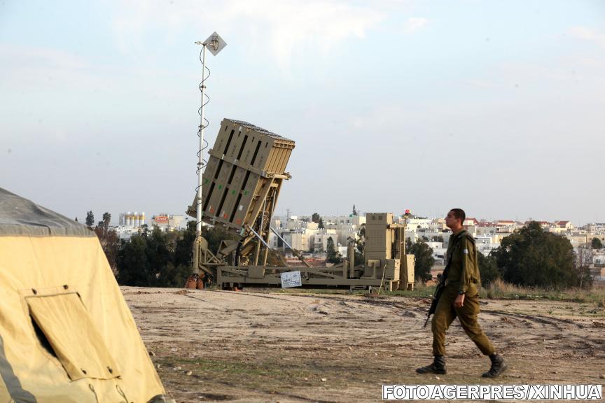 Rachete lansate din Fâşia Gaza în timpul înmormântării lui Ariel Sharon. Israelul a replicat printr-un raid aerian
