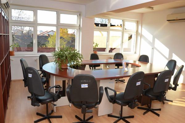 (P) Centrul de zi pentru persoanele cu scleroză multiplă din Oradea, reabilitat prin Regio 240275