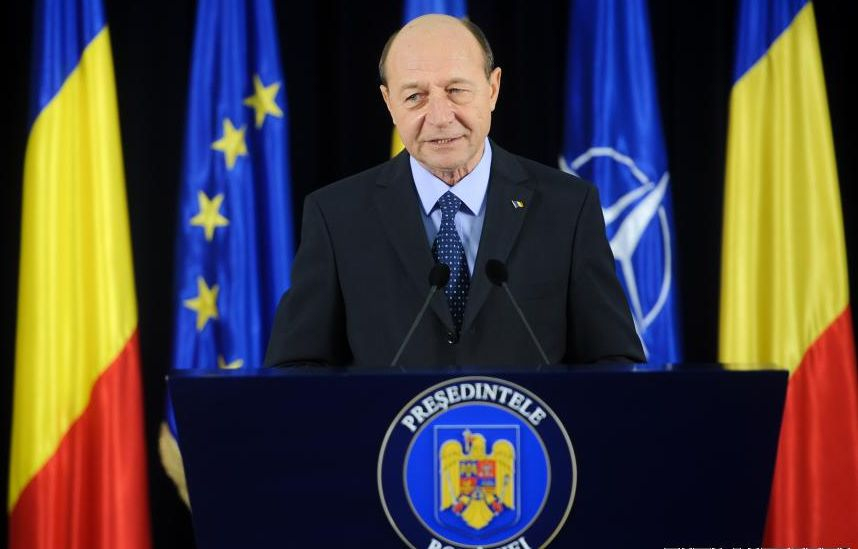 Băsescu acuză lipsa de reacţie: Ştim că butoanele nu sunt la Chişinău, dar puţini avem curaj 