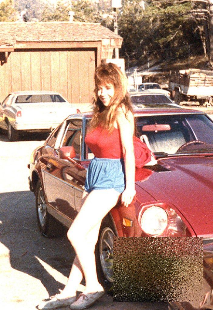 Arată ca un MONSTRU de la gât în jos. "Medicii mi-au distrus viaţa". Cum arată femeia care a dat 200.000 de dolari pe operaţii 243151