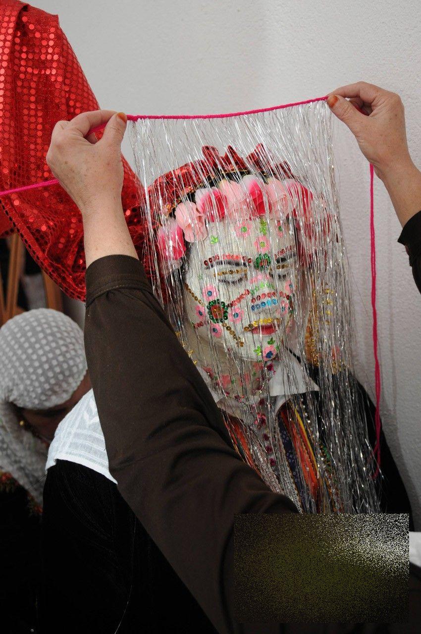 Dacă aşa arată mirele, stai să vezi mireasa. Nunta asta se desfăşoară la câţiva paşi de noi 243134