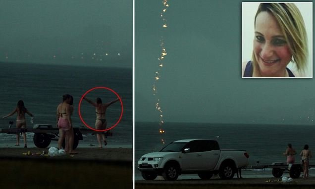 Momentul TRAGIC surprins de un turist pe o plajă exotică. O femeie MOARE, lovită de fulger