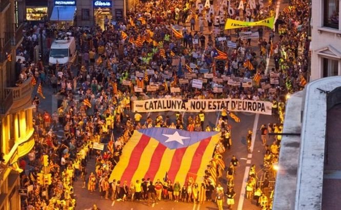 Deputaţii catalani dau undă verde pentru referendumul privind autonomia
