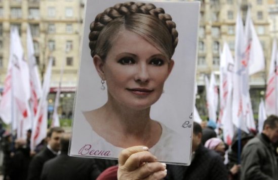 Iulia Timoşenko susţine, din detenţie, protestele organizate la Kiev