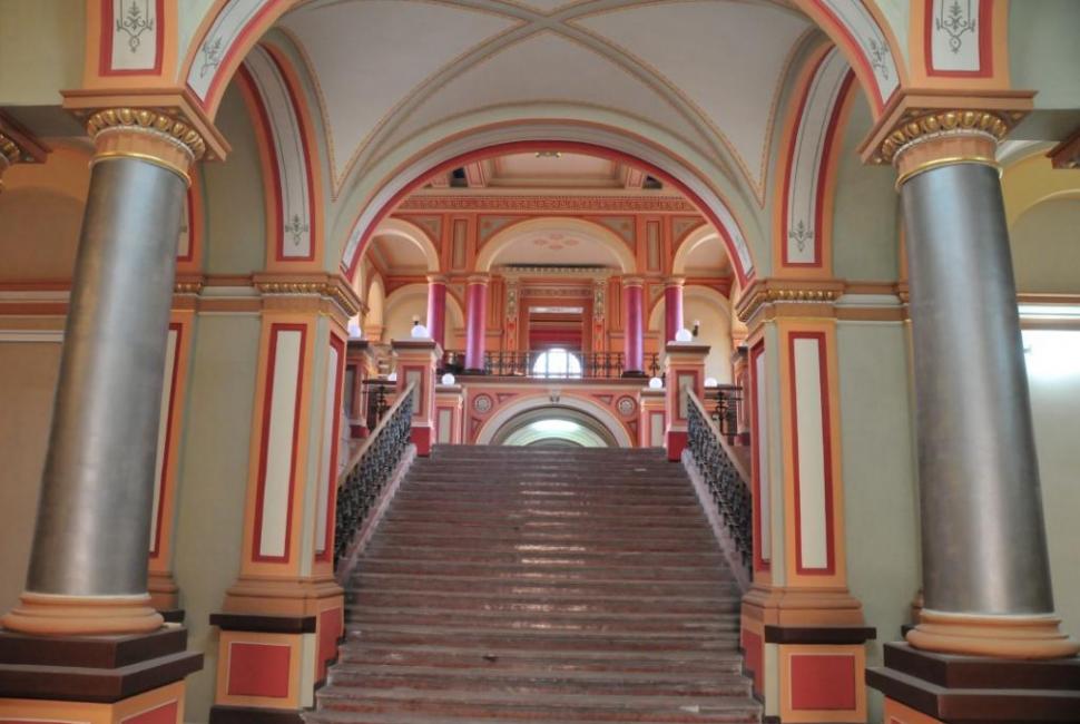 (P) Colegiul  „Moise Nicoară”, Arad – tradiţie şi inovaţie prin Regio 242269