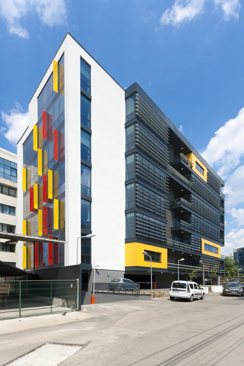 (P) Centrul de Sprijinire şi Dezvoltare a Afacerilor - Şiriului: facilităţi pentru IMM-uri, prin Regio 243065