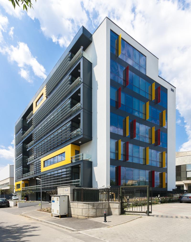 (P) Centrul de Sprijinire şi Dezvoltare a Afacerilor - Şiriului: facilităţi pentru IMM-uri, prin Regio 243067