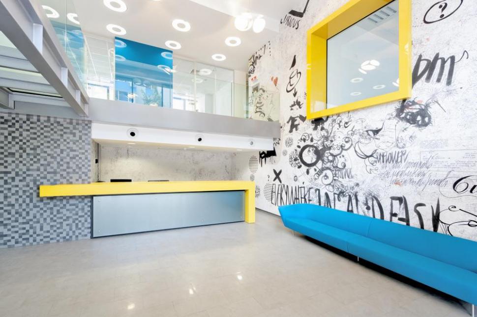 (P) Centrul de Sprijinire şi Dezvoltare a Afacerilor - Şiriului: facilităţi pentru IMM-uri, prin Regio 243068