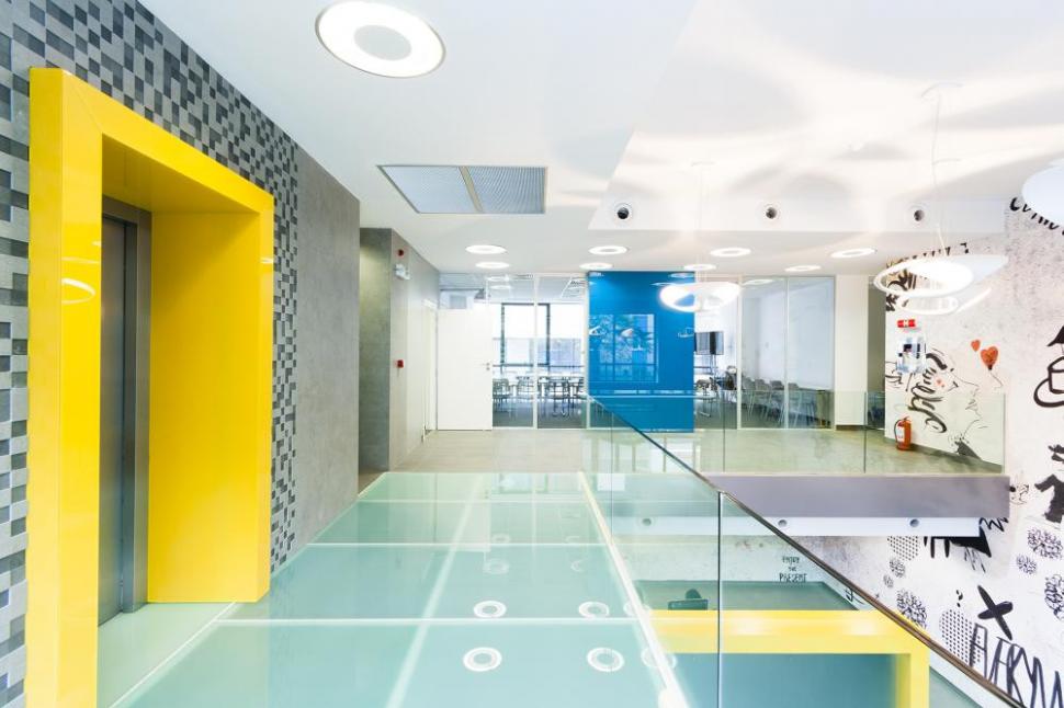 (P) Centrul de Sprijinire şi Dezvoltare a Afacerilor - Şiriului: facilităţi pentru IMM-uri, prin Regio 243070