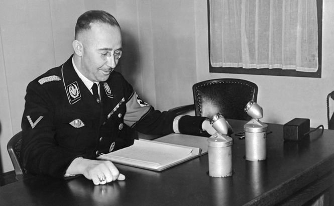 Faţa nevăzută a lui Himmler! Un ziar german a publicat imagini inedite şi scrisori de dragoste ale liderului nazist