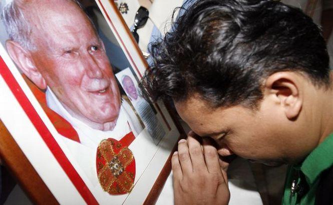 Sângele Papei Ioan Paul al II-lea a fost furat dintr-o biserică italiană. Autorităţile nu exclud implicarea sataniştilor!