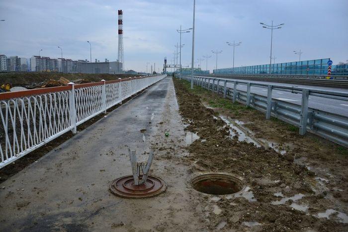 Imagini incredibile din Rusia. Asa arată oraşul care va găzdui cele mai scumpe Jocuri Olimpice de Iarnă. "Au pictat noroiul cu verde, că nu creşte iarba" 244928