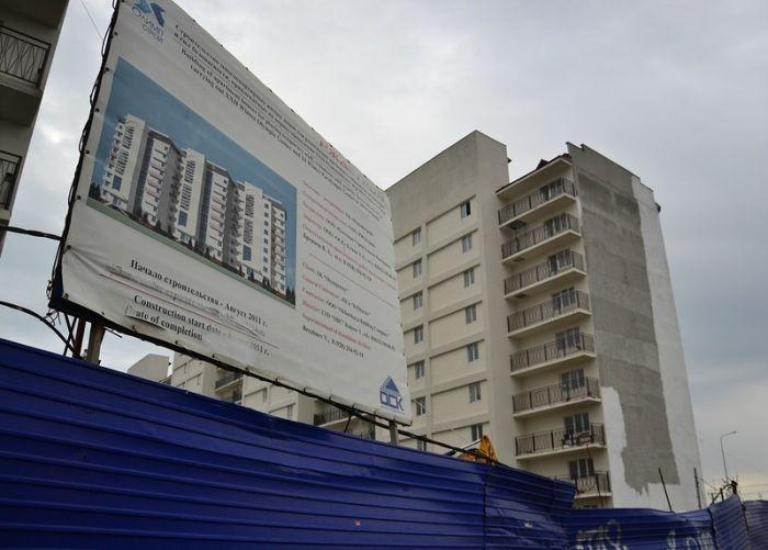 Imagini incredibile din Rusia. Asa arată oraşul care va găzdui cele mai scumpe Jocuri Olimpice de Iarnă. "Au pictat noroiul cu verde, că nu creşte iarba" 244932