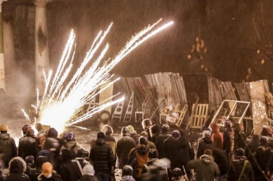 Revolta din Ucraina, filmată şi transmisă în direct pe Internet