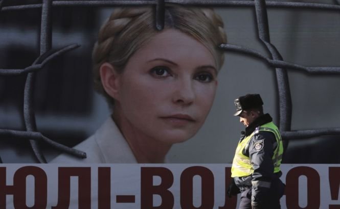 Opoziţia din Ucraina încearcă să o elibereze din închisoare pe Iulia Timoşenko