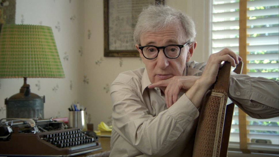 Woody Allen, ACUZAT de fiica sa adoptivă că A AGRESATO-O SEXUAL