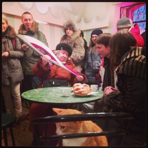 Cele mai amuzante imagini, surprinse de jurnalişti la Soci. "Vă rugăm nu PESCUIŢI în toalete" 246096