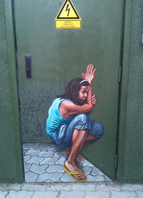 Un ROMÂN schimbă faţa oraşelor. Ghenele devin peste noapte "piscine, biblioteci sau acvarii cu peşti" 246623