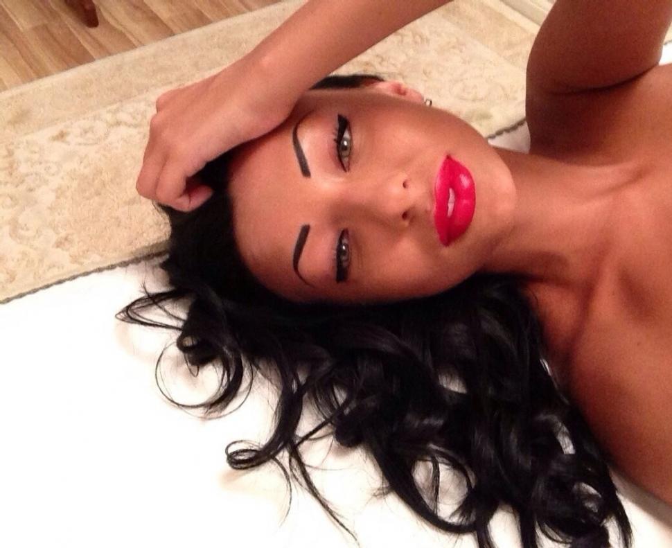 Ea este fiica unui IMPORTANT politician. Iată ce face cu banii TĂTICULUI 246768