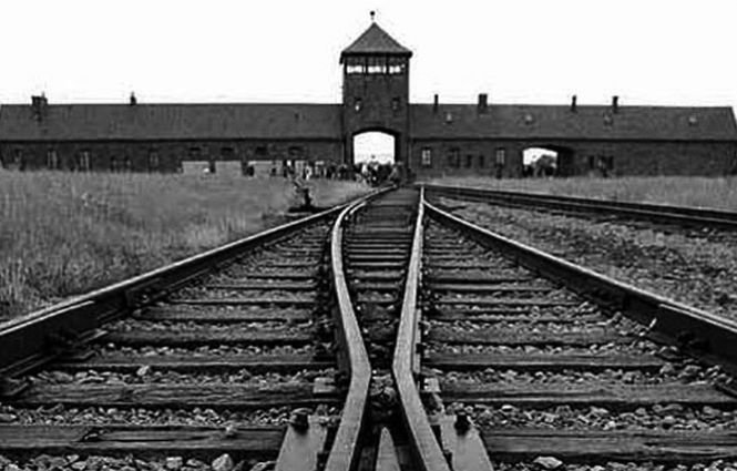 &quot;Doamnelor şi domnilor, mergem la Auschwitz&quot;. Mesaj antisemit transmis într-un tren din Belgia