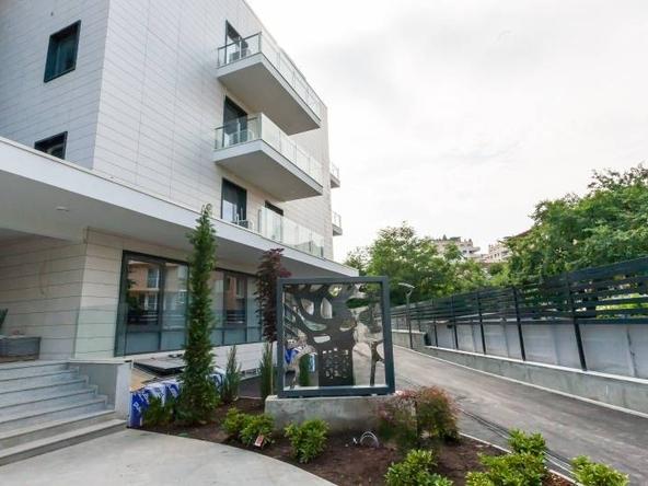 Aşa arată cel mai SCUMP apartament din România. Costă 2 MILIOANE de euro şi are şase camere 247175