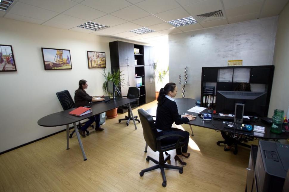 (P) Regio: Oltenia Business Center - un nucleu pentru dezvoltarea afacerilor în Râmnicu Vâlcea 244518