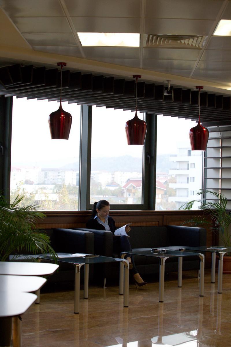 (P) Regio: Oltenia Business Center - un nucleu pentru dezvoltarea afacerilor în Râmnicu Vâlcea 244526