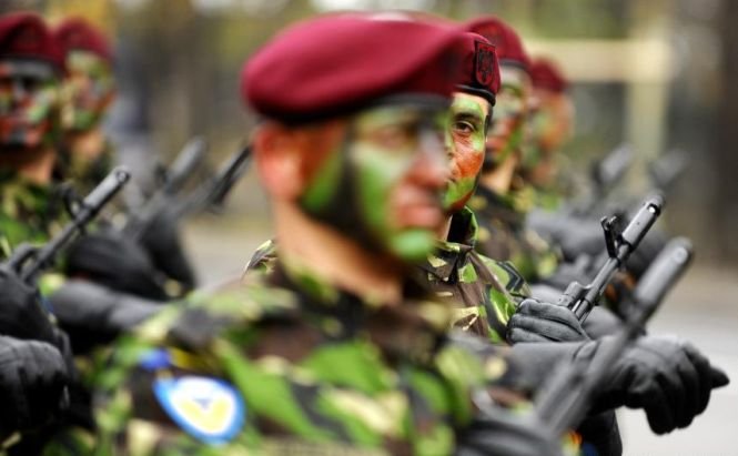 AFP: Armata română va trimite zeci de militari la operaţiunea UE în Republica Centrafricană