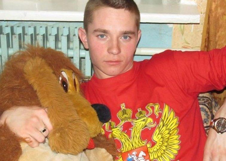 Ce i s-a întâmplat acestui tânăr, după ce s-a înrolat în ARMATA RUSĂ. Părinţii sunt în stare de şoc 247970