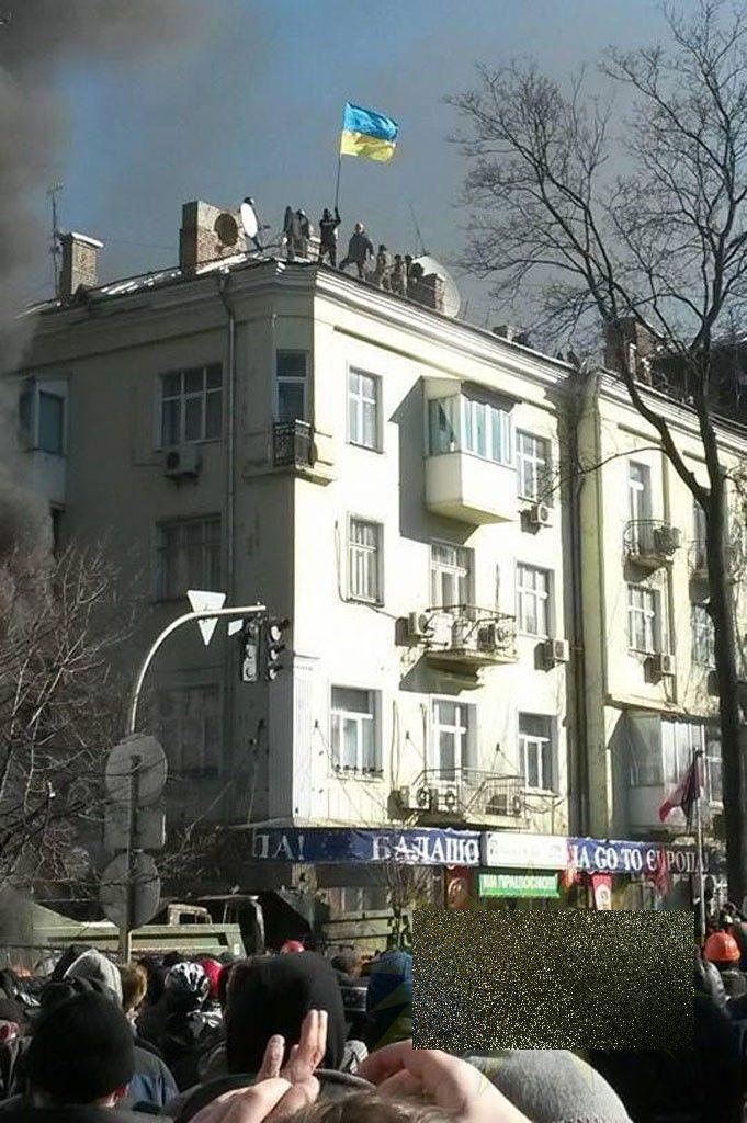 "Dumnezeule, ai milă de sufletele lor!" Imagini CUTREMURĂTOARE postate de protestatarii din Ucraina 247999