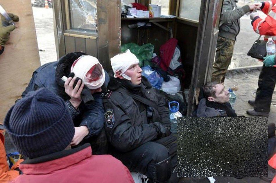 "Dumnezeule, ai milă de sufletele lor!" Imagini CUTREMURĂTOARE postate de protestatarii din Ucraina 248016