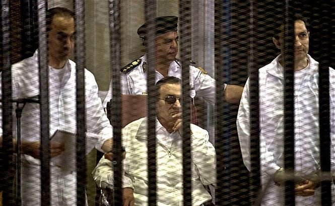 Hosni Mubarak, judecat într-un nou proces de corupţie
