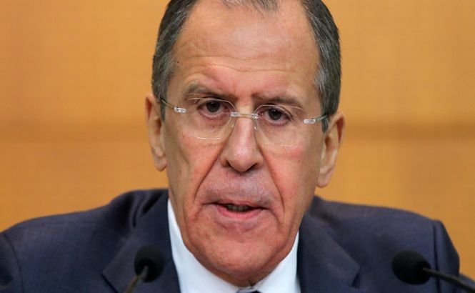 Lavrov: &quot;Ameniţarea Ucrainei cu sancţiuni miroase a ŞANTAJ&quot;