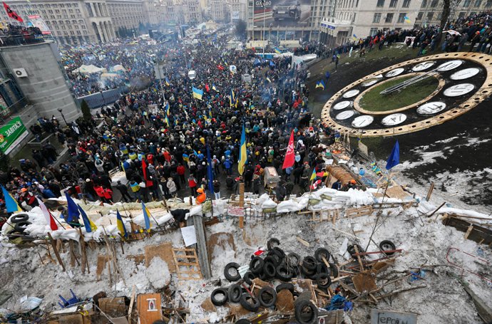 Opoziţia şi Ianukovici au semnat un acord de ieşire din criză. Iulia Timoşenko ar putea fi ELIBERATĂ