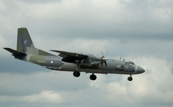 Un avion de transport militar libian s-a prăbuşit în Tunisia. Toţi cei 11 pasageri au murit
