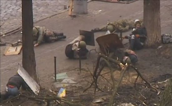 Moartea manifestanţilor de la Kiev, anchetată de experţi criminalişti din Marea Britanie