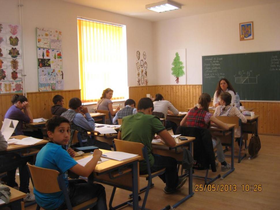 (P) Turnu Roșu: o școală modernă de nota… Regio 248265