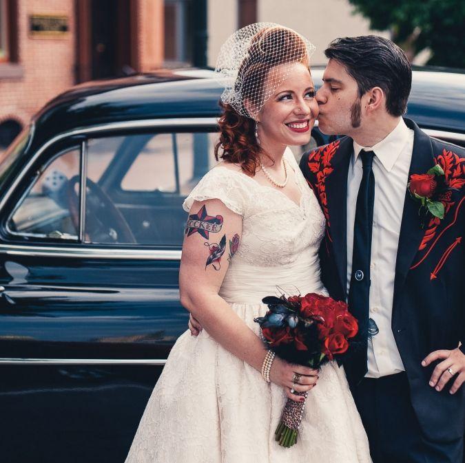 Nimeni din familia miresei n-a ştiut cum arată mirele, până în ziua nunţii. Iată ce surpriză de proporţii au avut 249059