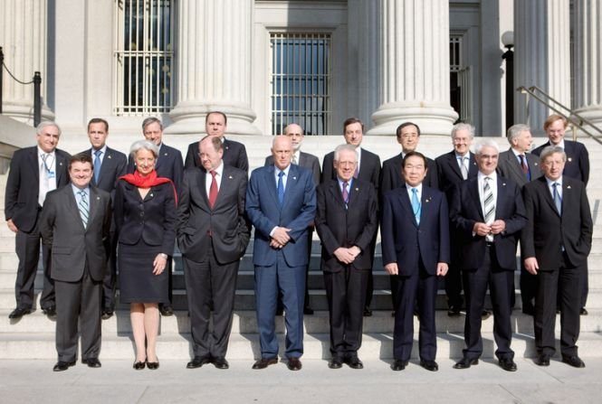 Miniştrii de Finanţe din cadrul G7: Vom oferi &quot;o susţinere financiară solidă&quot; Ucrainei