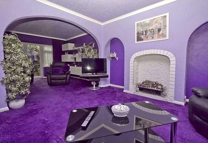 Pare o casă normală pe dinafară, dar când intri, totul se schimbă RADICAL. Cum este decorată locuinţa 249794