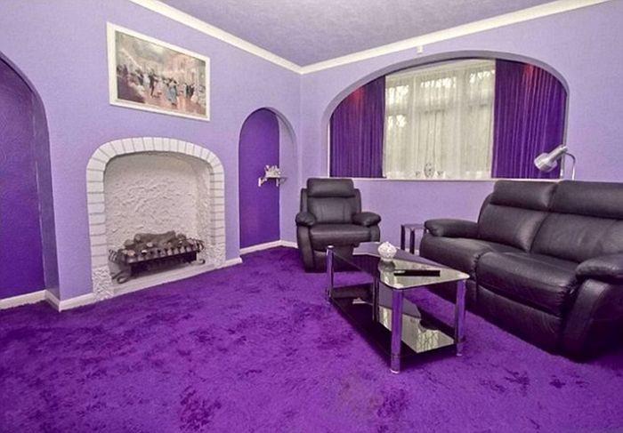 Pare o casă normală pe dinafară, dar când intri, totul se schimbă RADICAL. Cum este decorată locuinţa 249798