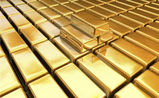 Preţul aurului este în creştere cu 2% din cauza crizei din Ucraina