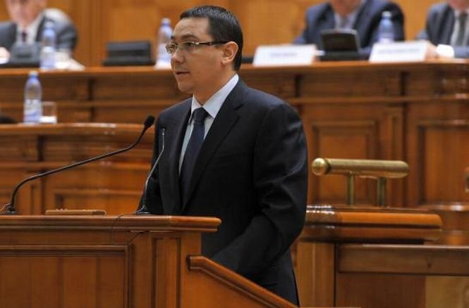 Premierul Ponta, discurs în Parlament: Băsescu trebuie să accepte noul Guvern