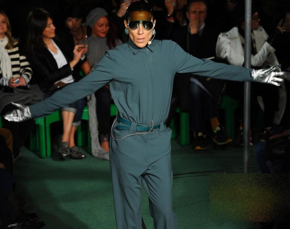 Nu le-a venit să creadă când au văzut cum arată MODELUL care a urcat pe scenă. Jean Paul Gaultier a ŞOCAT, la Paris 250249