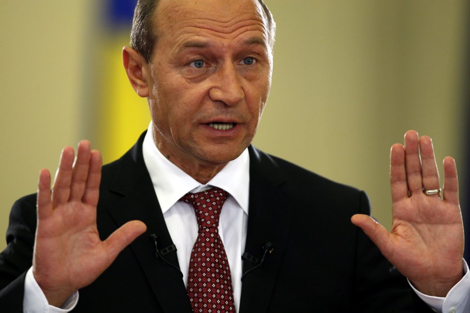 Preşedinţia: Traian Băsescu nu a avut nicio discuţie cu niciun lider occidental pe tema instalării guvernului