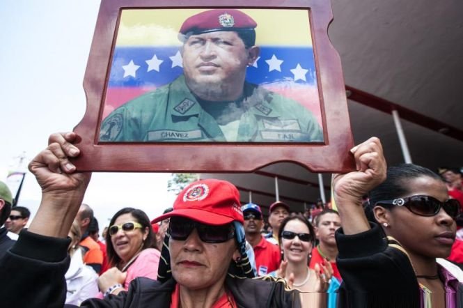 După un an de la moartea lui Hugo Chavez, Venezuela este cufundată în cea mai mare revoltă din ultimii 10 ani