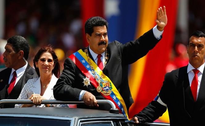 Venezuela a rupt relaţiile diplomatice şi comerciale cu Panama. Maduro îl atacă dur pe preşedintele panamez: &quot;Este un lacheu abject&quot;