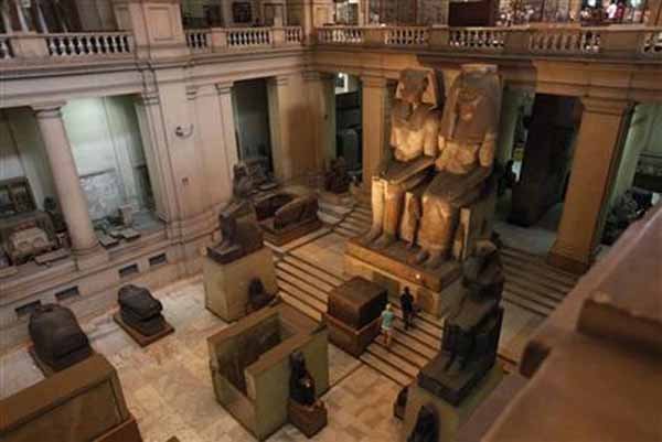 Descoperire fabuloasă în Egipt: Statuia unei fiice a faraonului Amenhotep al III-lea, descoperită într-un templu din Luxor